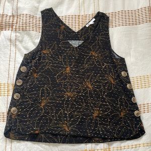 DR2 Black Floral Print Top